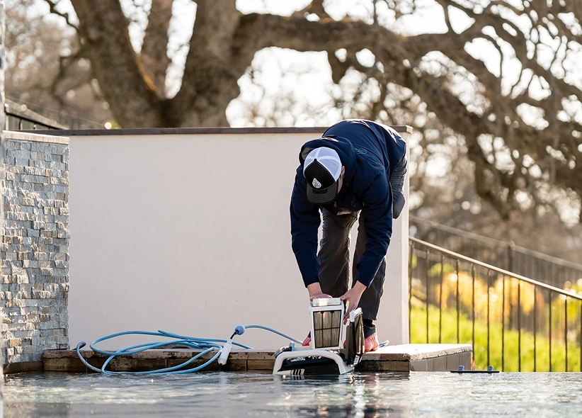 Rapid Algae Growth in Shoulder Seasons